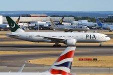 Pakistan_International_Airlines_AP-BGJ_Boeing_777-240_ER_43687230704.jpg