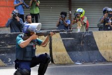 bangladesh-police-shooting.jpg bangladesh-police-shooting.jpg