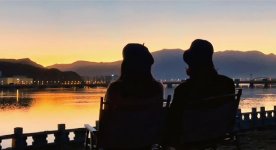 拉萨河等夕阳_5_会痛的石头_来自小红书网页版.jpg
