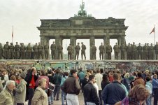 berlin wall.jpg