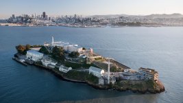 Alcatraz_GettyImages-520527904.jpg