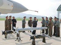 corea_del_norte_nuevo_misil_bvr_tipo_amraam_y_bombas_guiadas111.jpeg corea_del_norte_nuevo_misil_bvr_tipo_amraam_y_bombas_guiadas111.jpeg