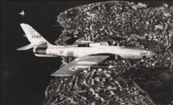 RF-84F.png