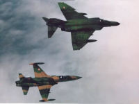 Konya 3.Ana Jet Üssü F-5A ve F-4E.png