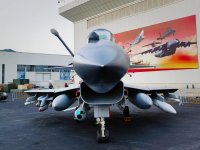 j-10ce556.jpg