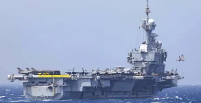 FS-Charles-de-Gaulle-seen-from-HMS-Dragon-1536x788.webp
