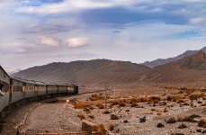 Kolpur_Balochistan_-_moving_train_at_Bolan_Balochistan.jpg Kolpur_Balochistan_-_moving_train_at_Bolan_Balochistan.jpg