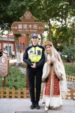 全网寻找❗️六星街这位女警头肩比太绝了❗️_1_琉森旅拍📷_来自小红书网页版.jpg