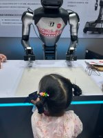 带娃日-2026世界机器人大会_2_变亮的Wendy_来自小红书网页版.jpg