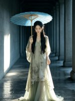 青竹油纸伞配晕染裙 长廊温柔感拉满🌧️_4_见素女装_来自小红书网页版.jpg