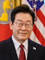 Lee_Jae-myung_2025_(cropped).jpg