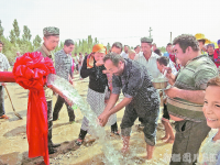 调整大小 调整大小 00351798137_8e8b33b7.png