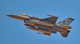Pakistan_Air_Force_F-16D_10806_Falcons_(28928474790).jpg