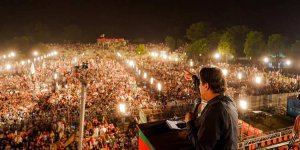 Imran-Khan-Jhelum-Jalsa.jpg