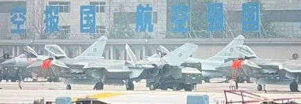 PAF J-10CP and J-20A at CAC - 20220301.jpg