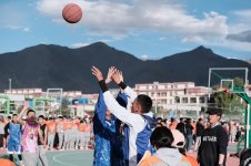 西藏支教 _ 彩虹日落与篮球少年🌈🏀⛹️_♂️_1_玉米DDMaize_来自小红书网页版.jpg