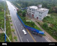 aerial-view-of-the-nail-house-chopping-off-a-road-as-house-owners-refuse-to-move-due-to-compen...jpg aerial-view-of-the-nail-house-chopping-off-a-road-as-house-owners-refuse-to-move-due-to-compen...jpg