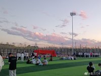 0085GKMWly1h301ph2v8kj31400u0444.jpg