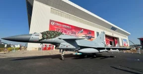 Pakistans_J-10CE_Fighter_Brings_New_Radar_and_Long-Range_Missiles_925_002-05c896bb.webp