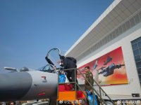 调整大小 0089kMRmgy1hvjjn6g64gj335s2dcb29.jpg