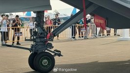 a014311dgy1hvkhv68necj21h60u0k0o.jpg