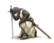 knightpraying.jpg