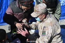 调整大小 0089GUSigy1hxda9lsnvvj34s036onpj.jpg