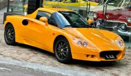 5-forgotten-yet-intriguing-high-performance-sports-cars-that-turn-20-this-year-thumbnail_7.jpg.webp